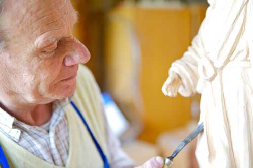 Aus welchem Holz sind die Figuren